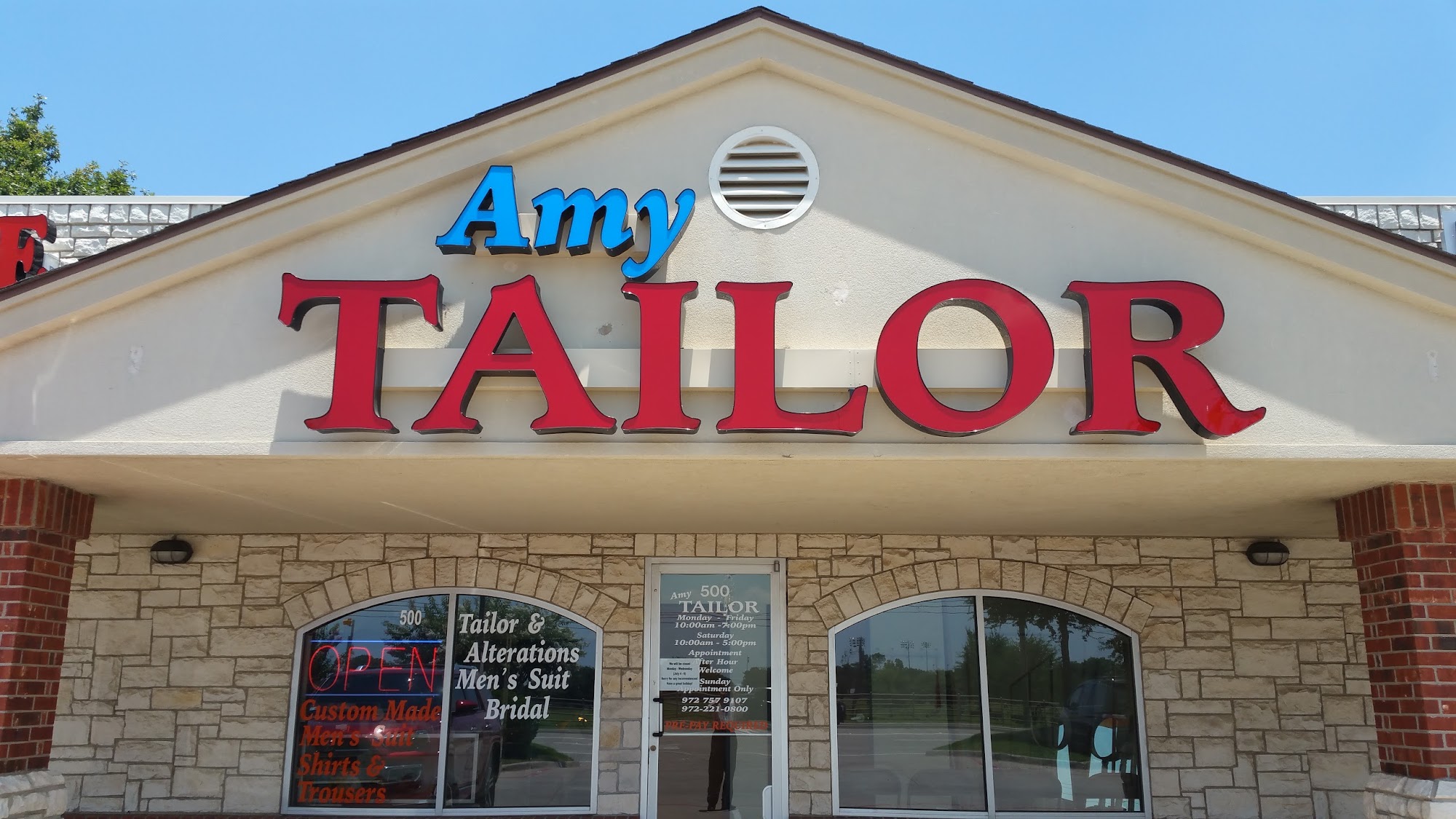 The shopfront from the public Amy Tailor photo archive